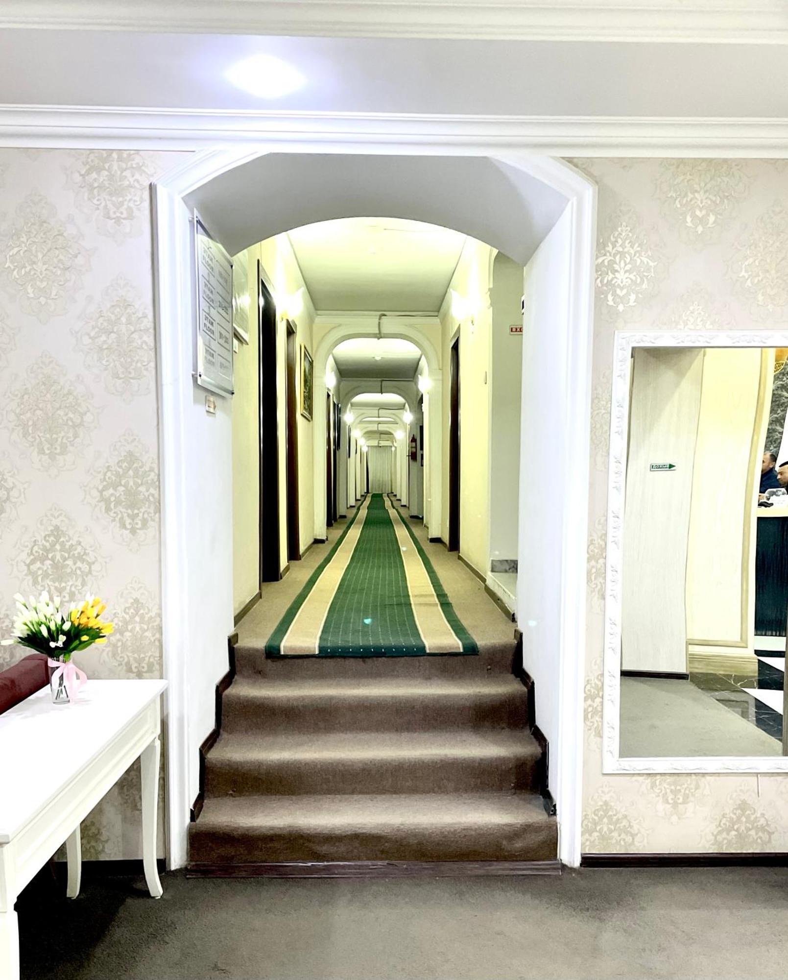Asson Hotel เทอร์เมซ ภายนอก รูปภาพ