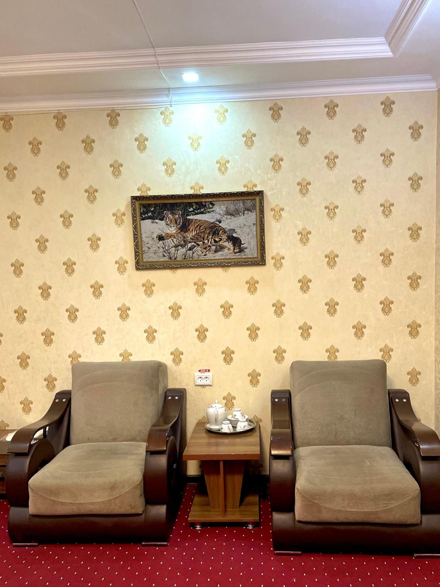 Asson Hotel เทอร์เมซ ภายนอก รูปภาพ