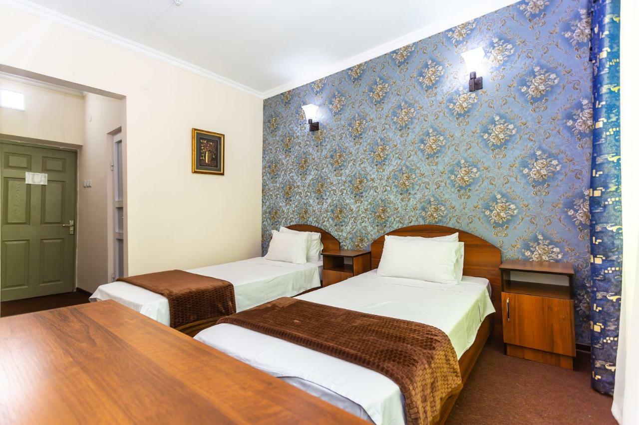 Asson Hotel เทอร์เมซ ภายนอก รูปภาพ